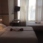 Hotel Amar 2*